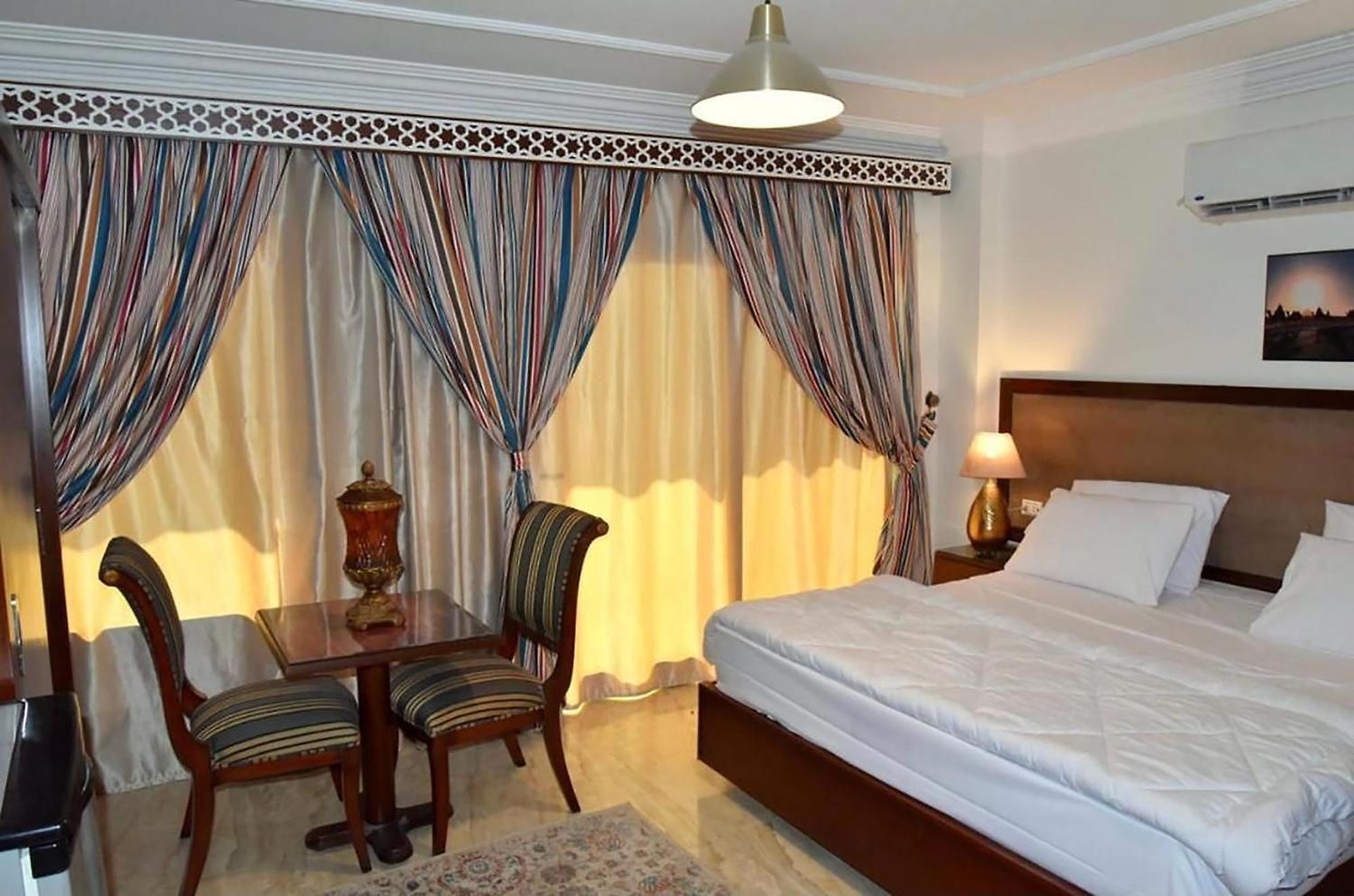 El Aida Pyramids View Hotel Kafret el-Gabal Exterior foto